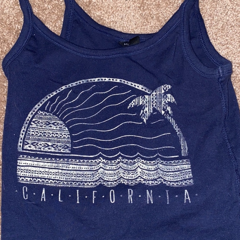 Super cute never worn before Aeropostale tanktop